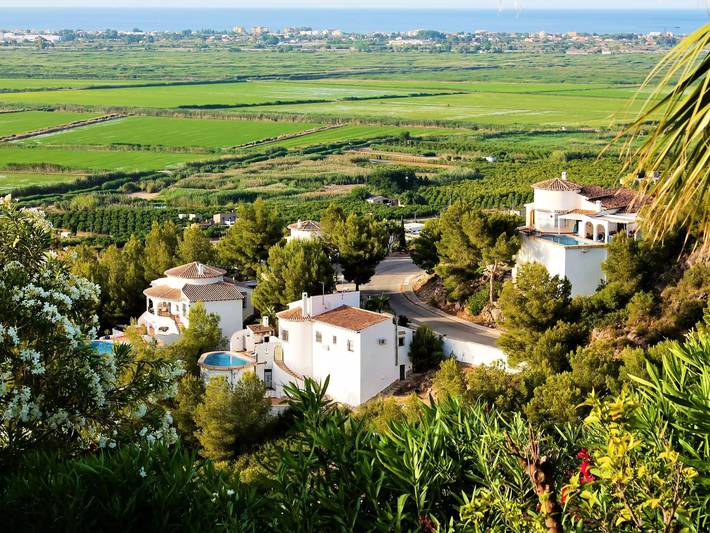 Casa rural para 6 personas, con piscina y jardín en Pego - 4
