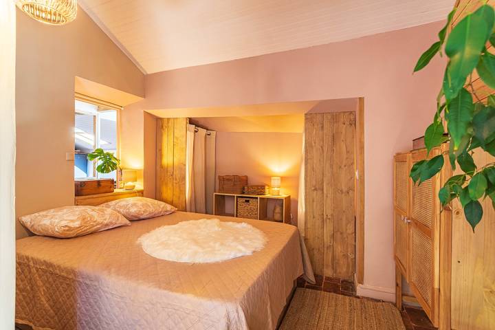 Appartement entier, L’Atelier du Levant - Centre-Ville Hyères in Hyeres, Parc national de Port-Cros