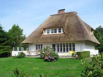 Ferienhaus mit Meerblick für 6 Personen, mit Sauna und Garten sowie Terrasse in Nieblum