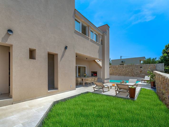 Ferienhaus für 8 Personen, mit Pool und Terrasse in Maslenica - 4