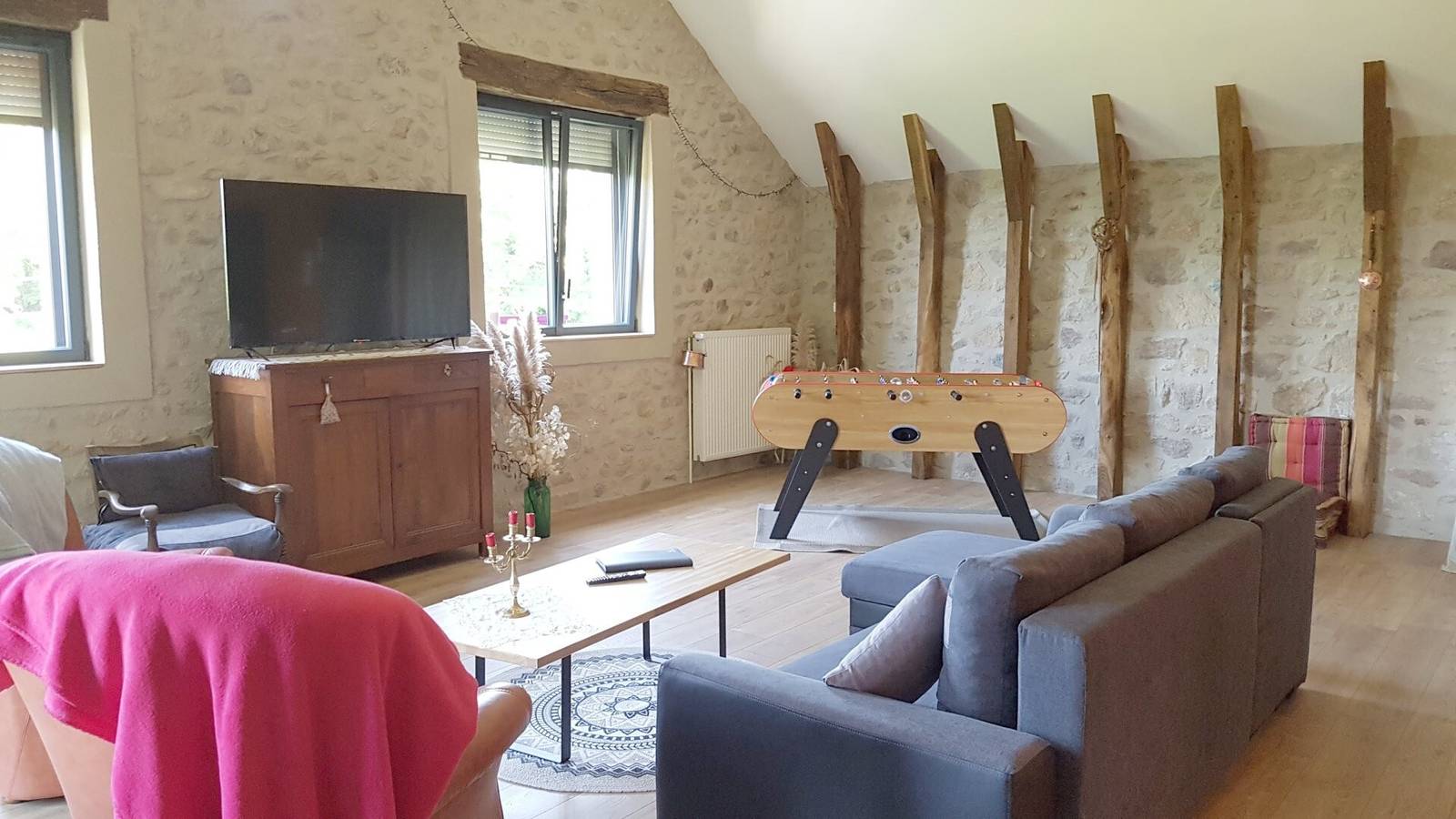 Maison de vacances « Location Fermette » avec piscine privée, terrasse et jardin privatifs in Goulles, Région de Tulle