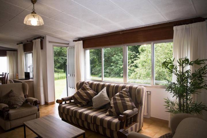 Casa de vacaciones para 7 personas, con vistas y jardín - 1