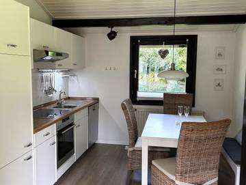 Bungalow für 5 Personen in Waldbrunn, Neckar-Odenwald-Kreis, Bild 4