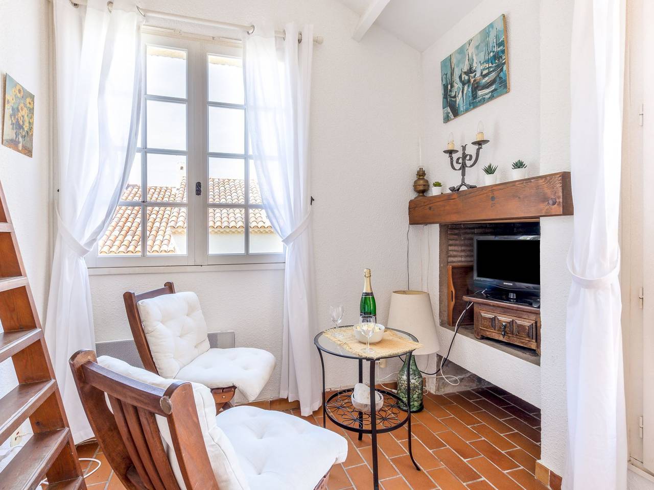 Apartamento entero, Château de la Madrague in Saint-Cyr-Sur-Mer, Region De Toulon