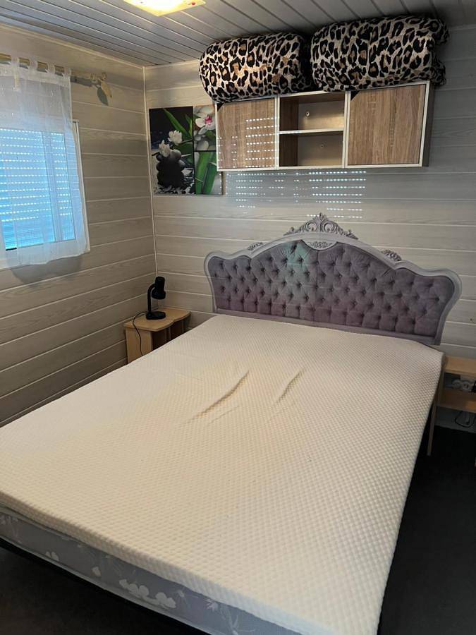 Location de vacances pour 5 personnes, avec piscine et jardin, animaux acceptés à Genouillé - 2