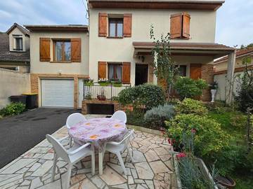 Gîte pour 4 personnes, avec vue et jardin à Viry-Châtillon