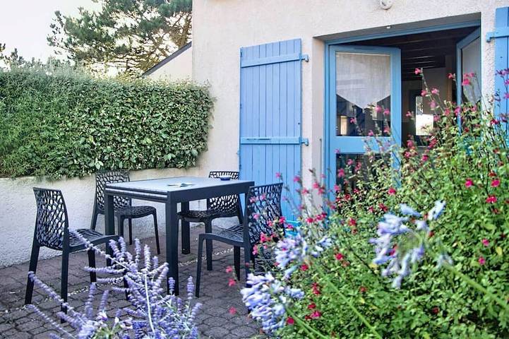 Location de vacances pour 4 personnes, avec jardin dans Plage Kerminihy
