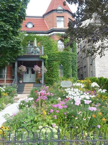 Chambre d’hôte pour 3 personnes, avec vue et jardin à Ottawa
