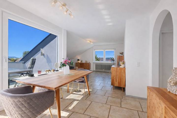 Ferienwohnung für 3 Personen, mit Balkon und Seeblick in Markelfingen