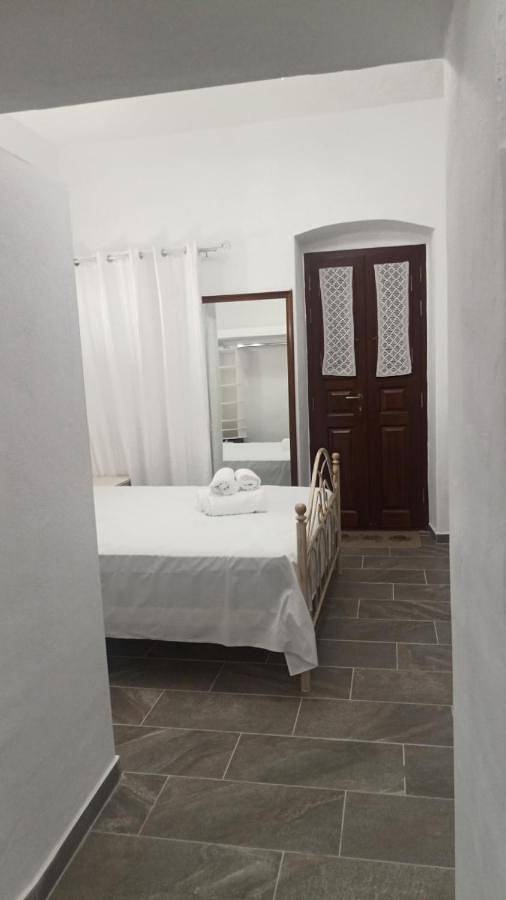 Location de vacances pour 4 personnes, avec terrasse et vue dans Kithnos Chora - 4