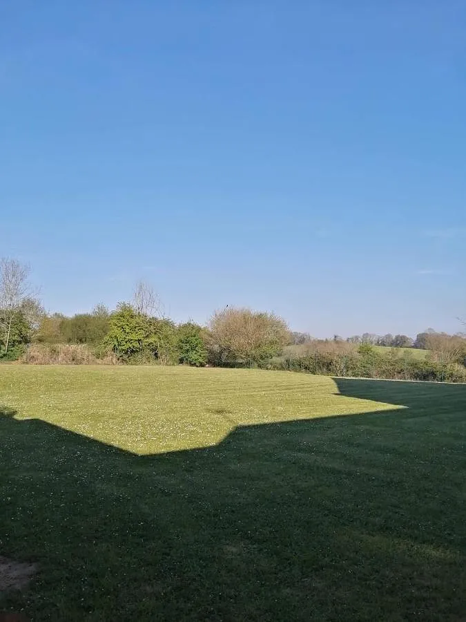 Apartamento de vacaciones para 4 personas, con jardín y vistas - 1