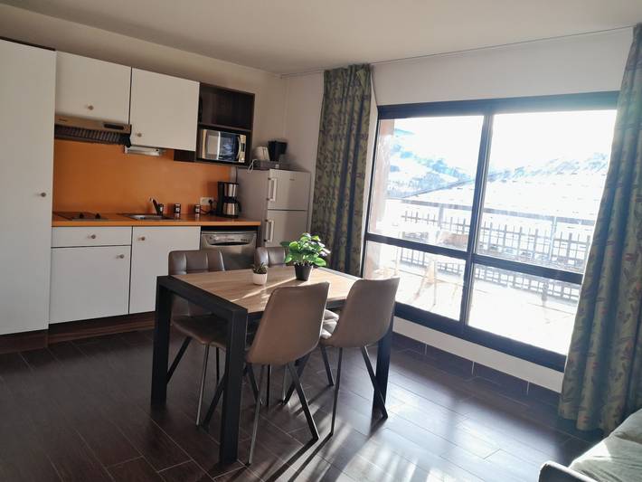 Ganzes Studio, Studio in Jausiers mit Terrasse und Poolzugang, Haustiere erlaubt in Jausiers, Nationalpark Mercantour