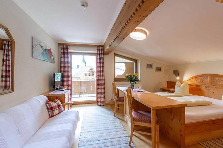 Ganze Ferienwohnung, Doppelzimmer in Pertisau, Eben am Achensee