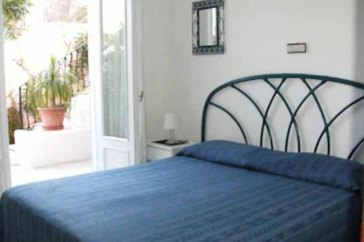 Appartement entier, Mela House in Canneto - Sea and Aeolian Islands View from Lipari in Lipari