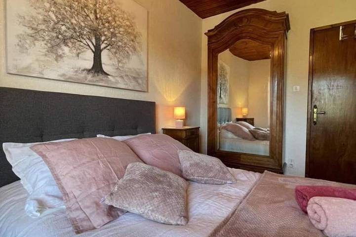 Gîte pour 6 personnes, avec jardin à Laprugne - 3