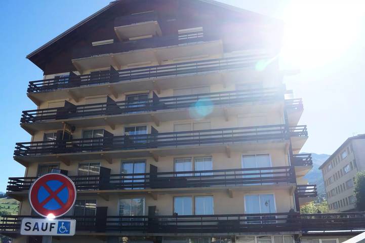 Ganzes Studio, Studio situé en coeur de station vue panoramique in Le Sauze, Enchastrayes