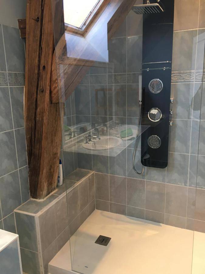 Maison d’hôte pour 2 personnes, avec Terrasse ainsi que Jardin et Vue à Plombières-lès-Dijon