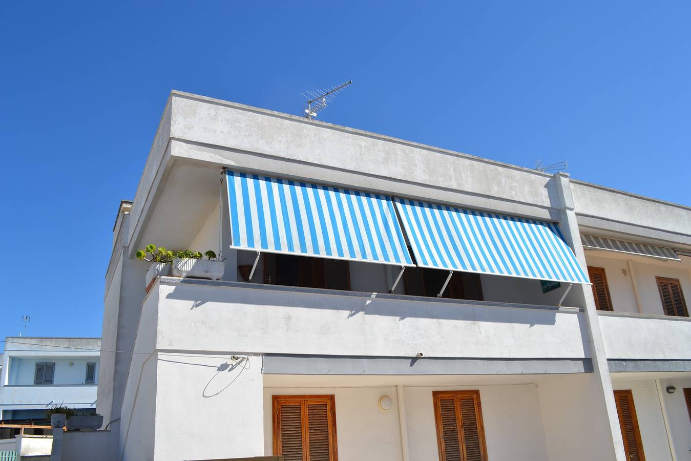 Appartamento intero, Appartamento Centrale "Casa vacanza vicino spiaggia-Ll23" con Balcone in Melendugno, Provincia di Lecce
