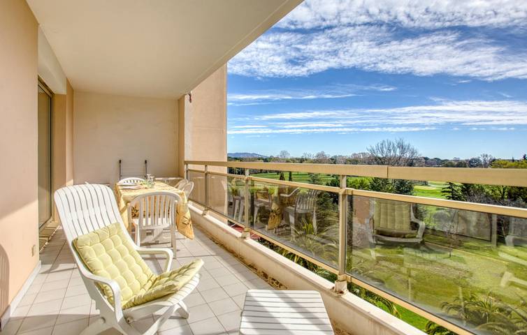 Gîte pour 4 personnes, avec terrasse à Mandelieu-la-Napoule - 2