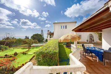 Villa for 4 People in Luz, Faro District, Photo 3