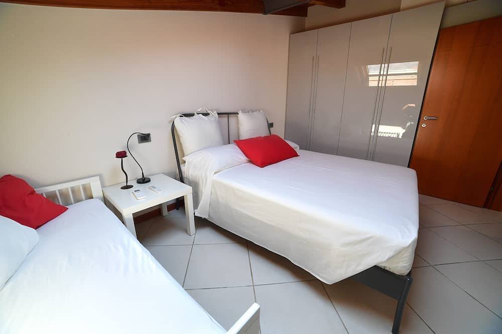 Entire apartment, Gulf of Loano by the sea Parking space in Loano, Riviera di Ponente