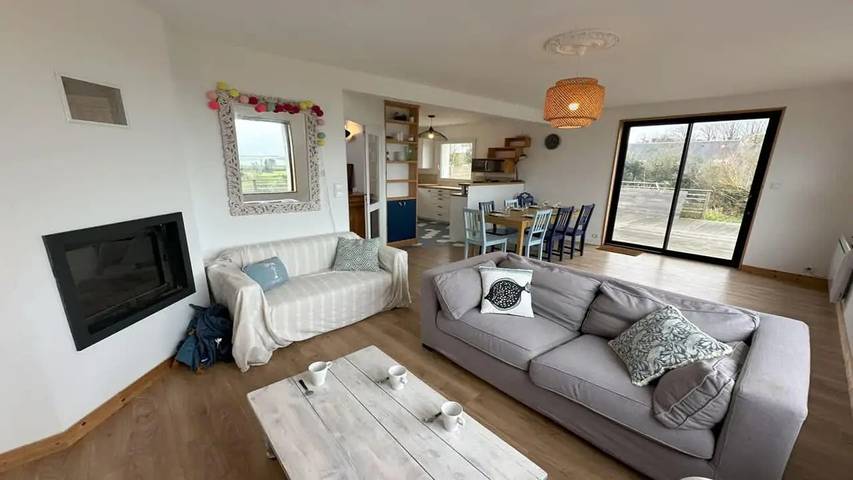 Ferienwohnung für 9 Personen, mit Terrasse und Garten