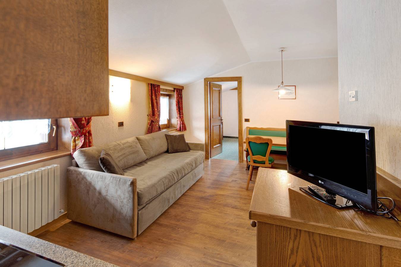 Appartamento intero, Appartamento "Casa San Marco N 8" con vista sulle montagne, giardino e Wi-Fi in Livigno (Borgo), Livigno