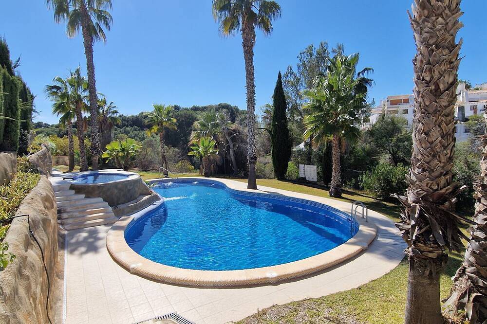 Modernes Ferienhaus mit Golfplatzblick – renoviert 2024 in Brisas y Golf, Orihuela