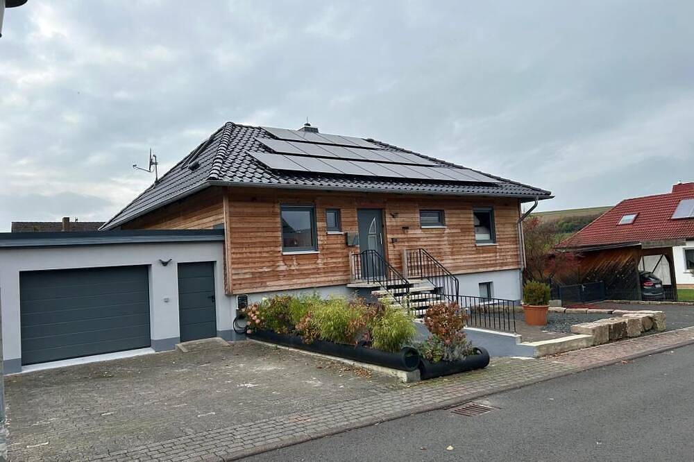Ganze Wohnung, Moderne Ferienwohnung Knüllwald in Knüllwald, Schwalm-Eder-Kreis