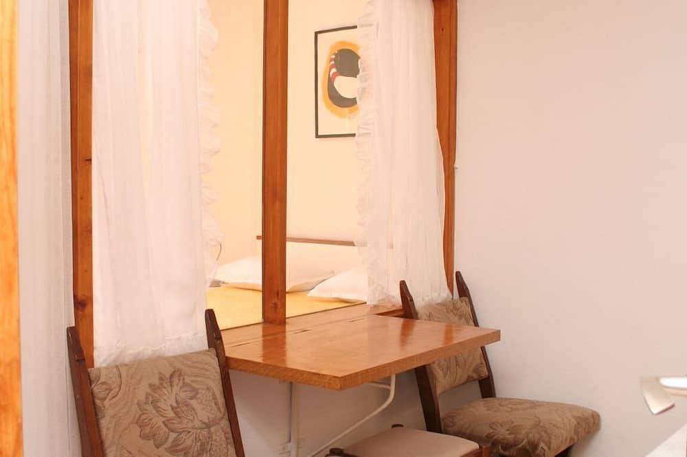 Ganze Wohnung, Studio Appartement am Strand Trstenik, Peljesac (As-4566-b) in Trstenik, Peljesac