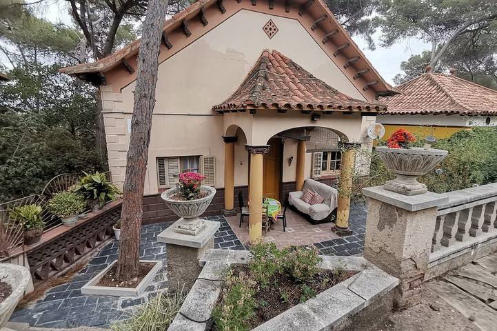 Ferienhaus für 4 Personen, mit Balkon und Garten - 1