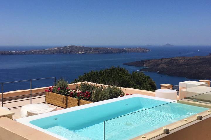 Location de vacances pour 8 personnes, avec terrasse ainsi que jardin et jacuzzi dans Firostefani - 2