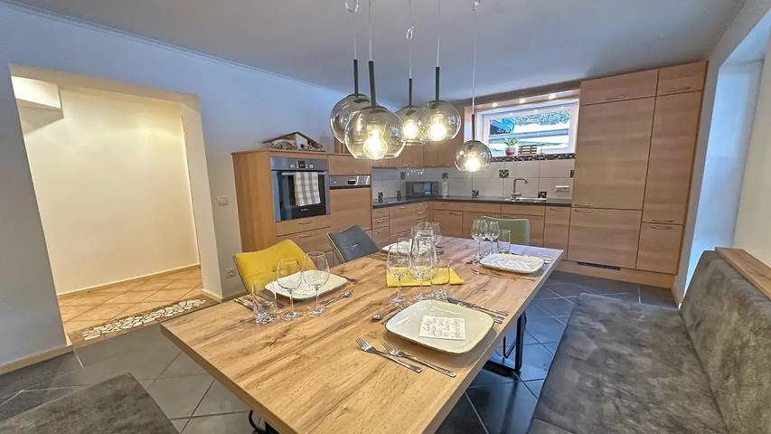 Ferienwohnung für 8 Personen, mit Garten und Sauna