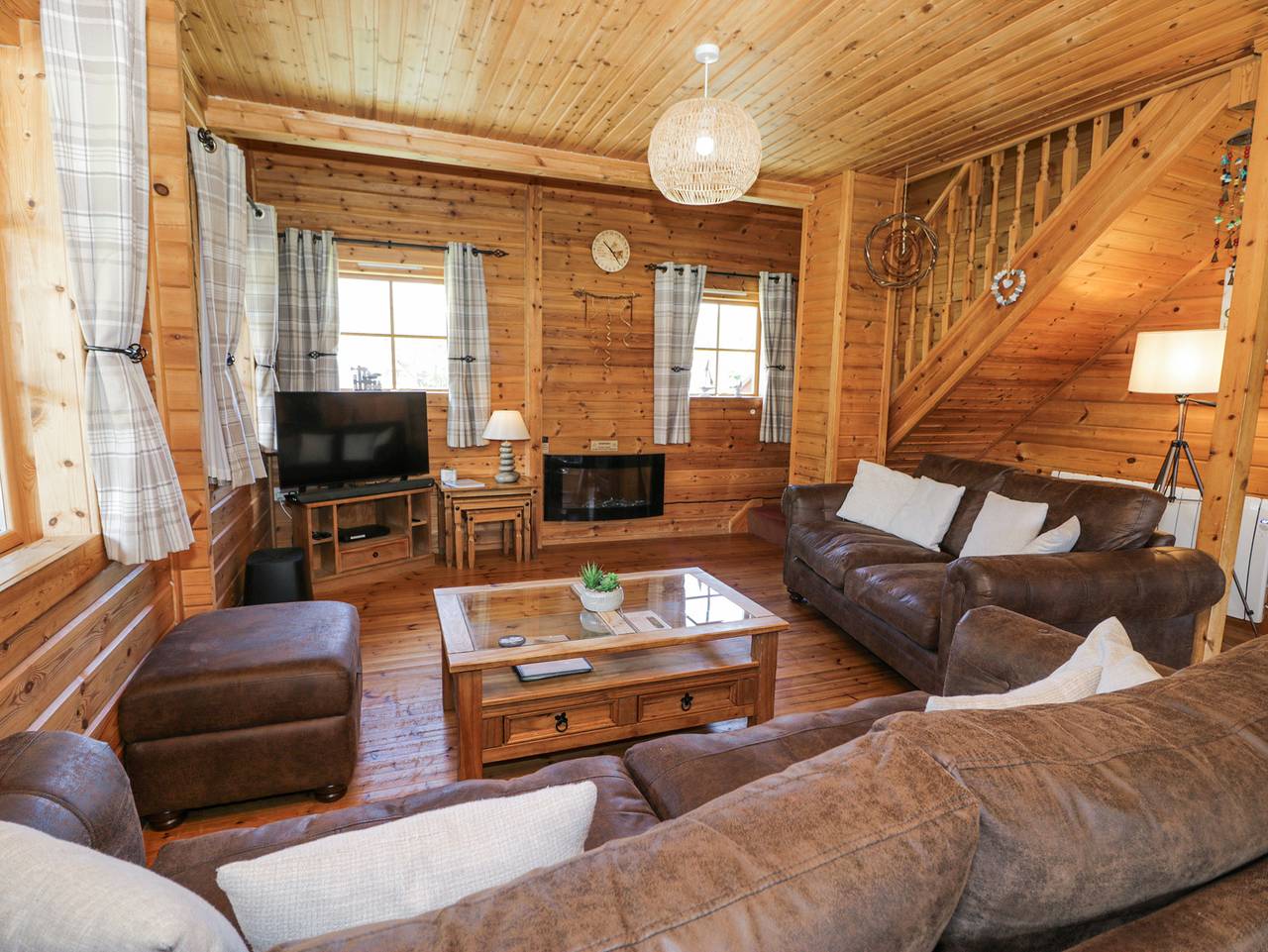 Sun View Lodge in Llanbedr, Snowdonia