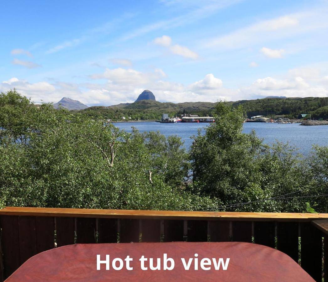Studio with Mountain View in Highlands