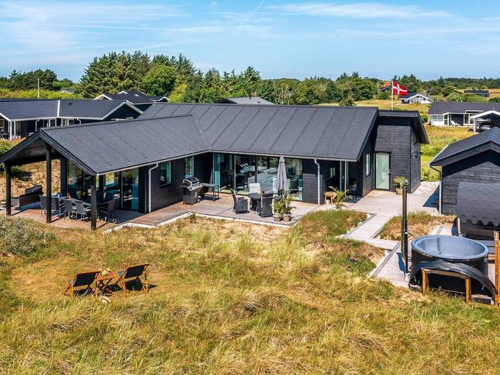 9 Personen Ferienhaus in Hirtshals in Hirtshals region, Tannisbucht