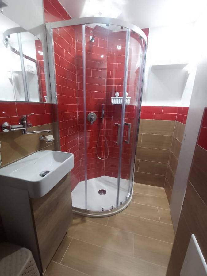 Casa vacanza per 4 persone, con terrazza e giardino a Terme Vigliatore