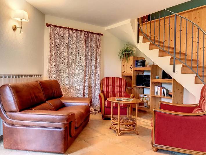 Gîte pour 5 personnes, avec jardin à Voiteur - 2