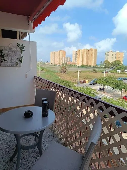 Apartamento de vacaciones para 4 personas, con vistas y terraza - 1