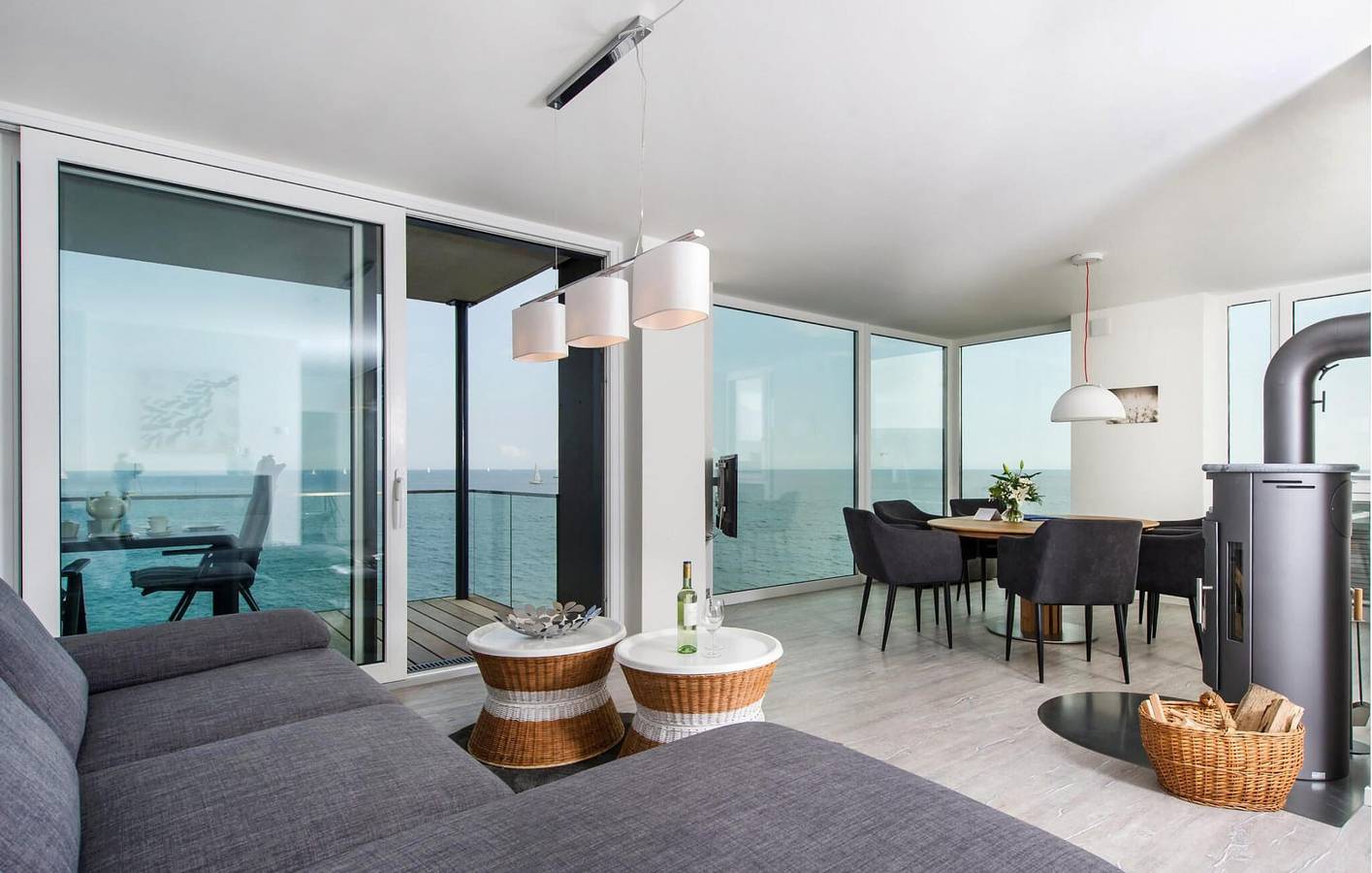 Ganze Ferienwohnung, Appartement mit Meerblick, Terrasse, Parkplatz und TV 200 m vom Strand entfernt in Kappeln, Kappeln & Umgebung
