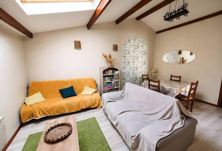 Maison de vacances "Gîte Des Peupliers, Gîte À La Ferme" avec terrasse privée, jardin privé et Wi-Fi in Haut-Loquin, Région de Saint-Omer