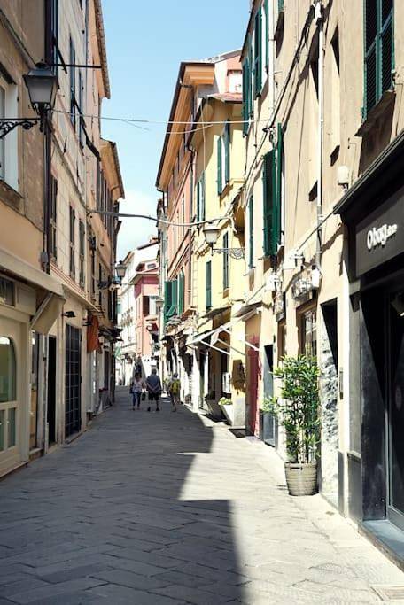 Maison d’hôte pour 8 personnes, avec vue et terrasse, animaux acceptés à Alassio - 2