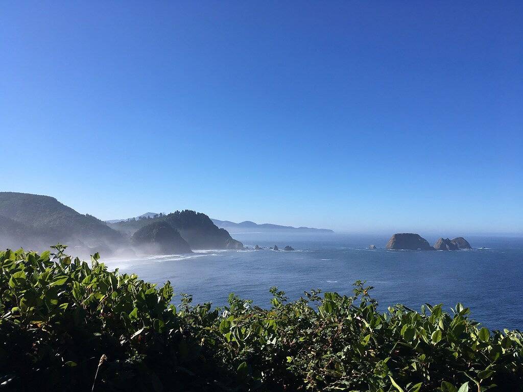 Ganze Wohnung, Blick auf den Ozean und die Bucht, privater Zugang zum Strand, Modern in Netarts, Tillamook County