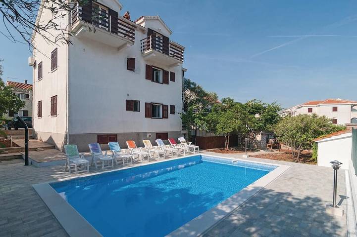 Apartamento de vacaciones para 5 personas, con piscina y terraza, Se admiten mascotas - 1