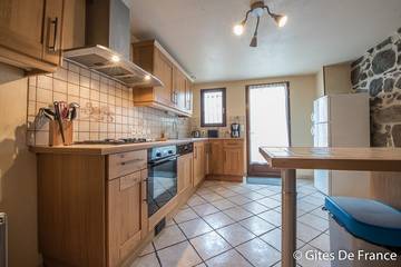 Gîte pour 6 Personnes dans Saulzet-le-Froid, Région de Clermont-Ferrand, Photo 2