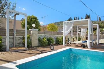 Villa With Pool for 8 People in Alykes, Zakynthos, Photo 4