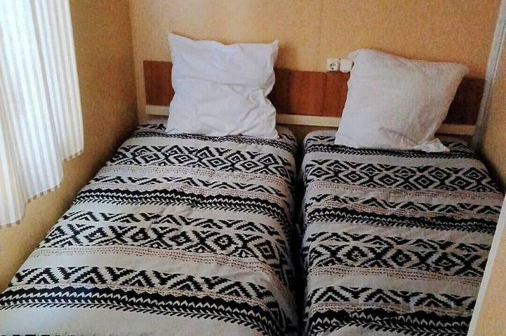 Mobil home pour 6 personnes, avec piscine ainsi que terrasse et sauna à Rang-du-Fliers - 3