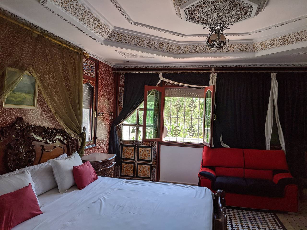 Superb room for 5 people with pool in Tangier in Tangier, Tangier-Tetouan region