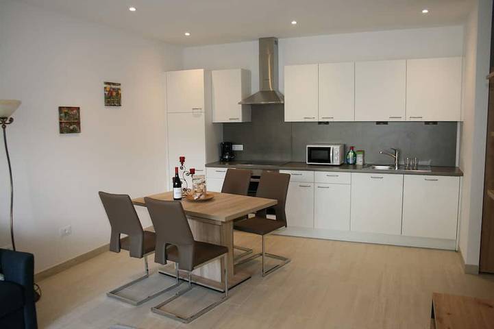 Ferienwohnung für 3 Personen, mit Garten