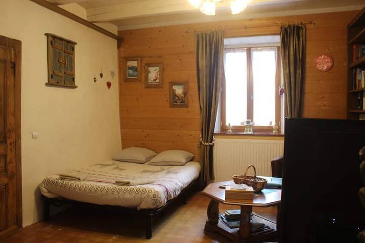 Gîte pour 4 personnes, avec terrasse, animaux acceptés à Alex (Annecy) - 4
